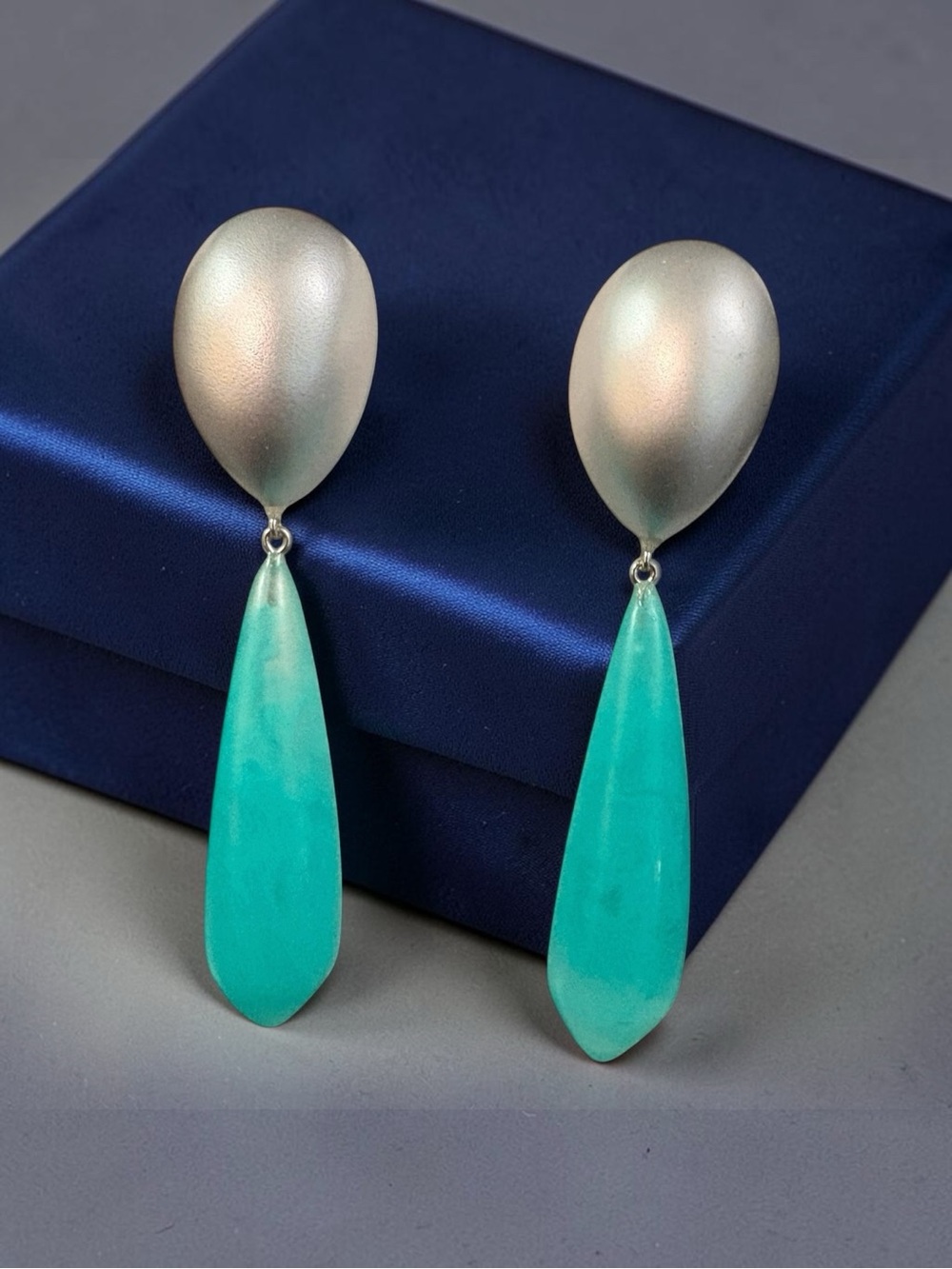 Zsiska Silver Teardrop Drop Earrings with Blue/Green Dangle